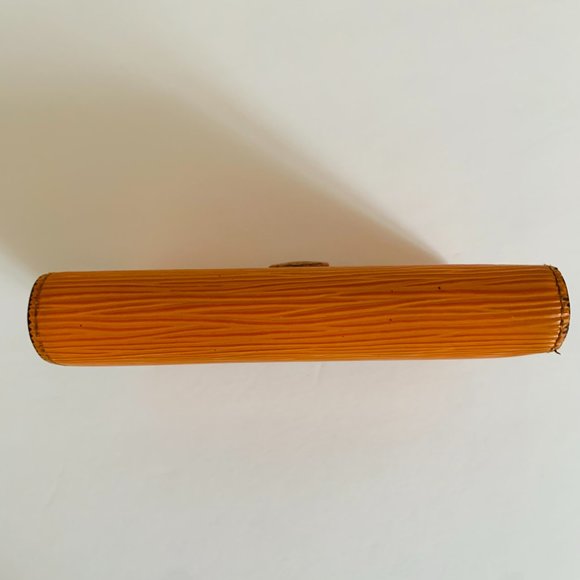 AUTH LOUIS VUITTON MARIGOLD EPI WALLET MADE IN FRANCE - Picture 5 of 13